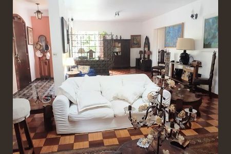 4_photo/94cfaabd83.d8f3cca0626dceee-ATLAS-d267a13b-dfdb-4ccd-b90a-3500e568cc92.jpg de casa à venda com 3 quartos, 249m² em Vila Santo Antônio, Cotia