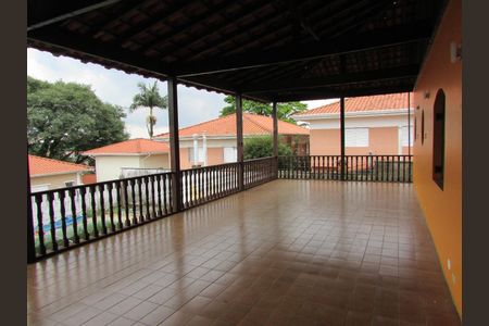 15_photo/94cfaabd89.1463d70521bc8e9f-ATLAS-dafab8f5-add3-4e5d-857a-8fbd5e419ffb.jpg de casa à venda com 4 quartos, 430m² em Vila Santo Antônio, Cotia