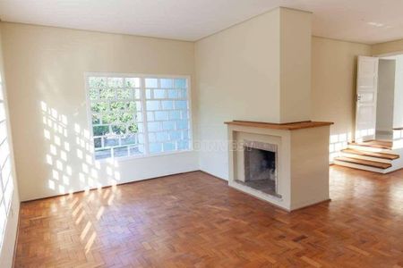 9_photo/94cfaabdab.589b6d9b0b411b9f-ATLAS-2a9e2867-aea3-4372-b954-32128d4bfe2f.jpg de casa para alugar com 3 quartos, 201m² em Vila Santo Antônio, Cotia