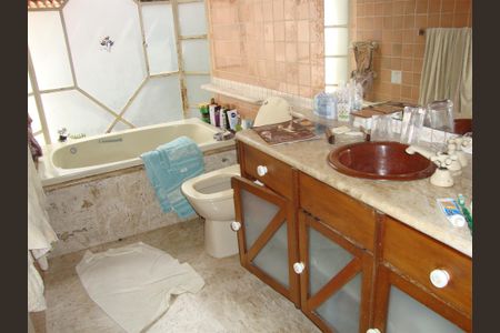 11_photo/94cfaabdcf.f1ebba836060b494-ATLAS-d6e1633b-92e8-4c5a-8efa-6ae235c836a6.jpg de casa para alugar com 4 quartos, 350m² em Vila Santo Antônio, Cotia