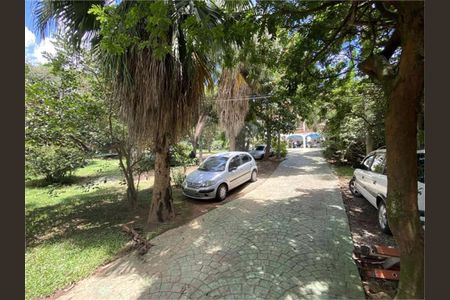 12_photo/94cfaabdd9.98cf39ec7952f033-ATLAS-2b6ecfd4-d698-48a6-bc84-af765e1a4aa5.jpg de casa à venda com 4 quartos, 550m² em Vila Santo Antônio, Cotia