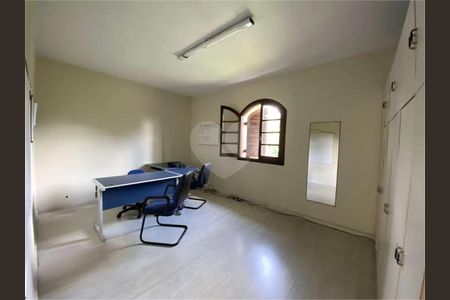 26_photo/94cfaabdd9.98cf39ec7952f033-ATLAS-6fb64cf9-6845-4271-ae70-910c99faff0e.jpg de casa à venda com 4 quartos, 550m² em Vila Santo Antônio, Cotia