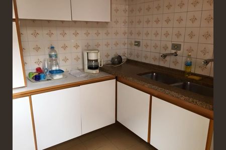 12_photo/94cfaabde1.f14d7a494a64fc38-ATLAS-ce9fcb98-7d99-41df-add4-0f08767897c3.jpg de casa à venda com 3 quartos, 301m² em Vila Santo Antônio, Cotia