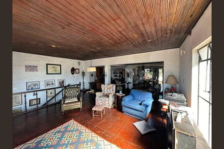 1_photo/94cfaabdf3.3be18b52e244e7c2-ATLAS-00652eca-dcb1-4240-9345-132af108f197.jpg de casa à venda com 3 quartos, 370m² em Vila Santo Antônio, Cotia