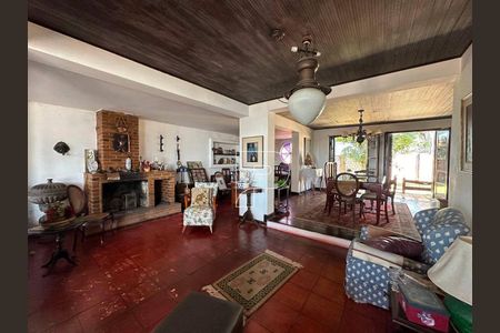 2_photo/94cfaabdf3.3be18b52e244e7c2-ATLAS-0301cac9-aa29-4d7d-93cd-198f2ac91b00.jpg de casa à venda com 3 quartos, 370m² em Vila Santo Antônio, Cotia