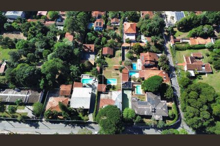 3_photo/94cfaabdf3.3be18b52e244e7c2-ATLAS-0cc3a8d9-2915-40d2-8c9b-f9bec144e925.jpg de casa à venda com 3 quartos, 370m² em Vila Santo Antônio, Cotia