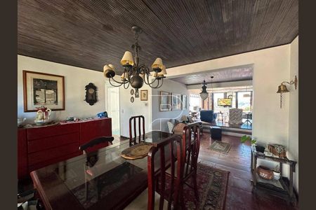 4_photo/94cfaabdf3.3be18b52e244e7c2-ATLAS-1a145112-ff0e-4c60-a16c-2ba58cef39cb.jpg de casa à venda com 3 quartos, 370m² em Vila Santo Antônio, Cotia