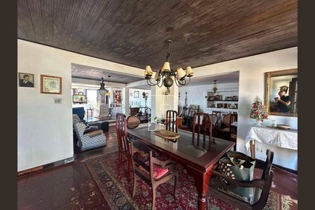 22_photo/94cfaabdf3.3be18b52e244e7c2-ATLAS-68a34859-28dd-4b35-9a01-ee5f9ba0f4d9.jpg de casa à venda com 3 quartos, 370m² em Vila Santo Antônio, Cotia