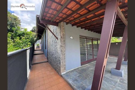 9_photo/94cfaabdf7.d21c6c95202bd175-ATLAS-81287a6e-058f-4e4d-84c1-e02caf07e5be.jpg de casa à venda com 3 quartos, 301m² em Vila Santo Antônio, Cotia