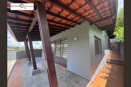 3_photo/94cfaabdf7.d21c6c95202bd175-ATLAS-e74b6cd5-9ab0-46e9-a6e1-5eaee0c3d61e.jpg de casa à venda com 3 quartos, 301m² em Vila Santo Antônio, Cotia