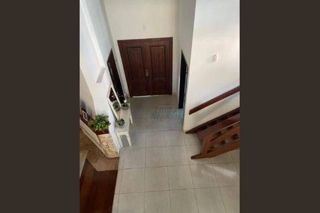 5_photo/94cfaabe51.2f15d505e37c7ac5-ATLAS-9bac3e6d-ec01-4cbc-8644-2dea2200fc67.jpg de casa à venda com 3 quartos, 400m² em Vila Santo Antônio, Cotia