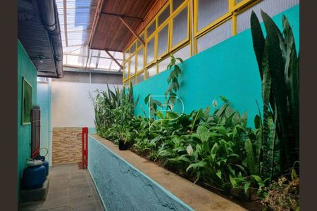 7_photo/94cfaabe8d.49e5f4e107e90c19-ATLAS-8abe5de8-d3b4-46d7-8492-30ddb9797201.jpg de casa à venda com 4 quartos, 268m² em Vila Santo Antonio de Carapicuiba, Cotia