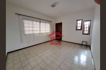 19_photo/94cfaabf01.1788552eaf7d05ed-ATLAS-40437305-801e-48f9-baec-d04c8c259289.jpg de casa à venda com 3 quartos, 130m² em Jardim da Gloria, Cotia