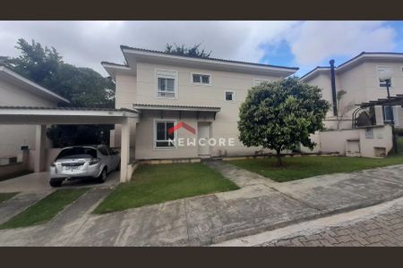 4_photo/94cfaabf31.93b8fa184532727f-ATLAS-0ad2e7db-bffa-40d6-9e1e-e0900fcb4180.jpg de casa de condomínio à venda com 4 quartos, 212m² em Jardim da Gloria, Cotia