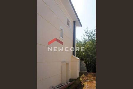 42_photo/94cfaabf31.93b8fa184532727f-ATLAS-a2ae2fcf-8e41-48e5-92a8-a00965902647.jpg de casa de condomínio à venda com 4 quartos, 212m² em Jardim da Gloria, Cotia