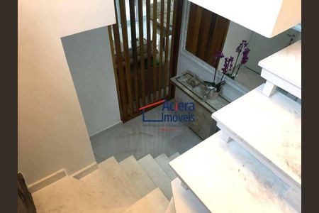 5_photo/94cfaabf41.1c13a64372d6ea67-ATLAS-e3df0da7-55e1-4974-9b3c-9be5b19518a9.jpg de casa à venda com 3 quartos, 212m² em Jardim da Gloria, Cotia