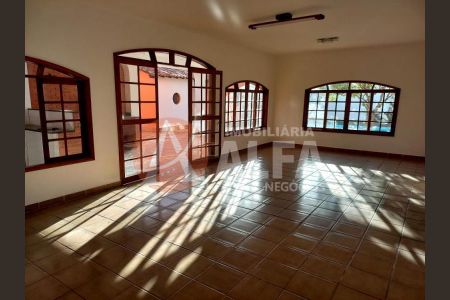 13_photo/94cfaabf6d.ceff8192393c33de-ATLAS-08717e74-8810-4fbb-81b9-789e1cc005f2.jpg de casa para alugar com 5 quartos, 450m² em Jardim da Gloria, Cotia