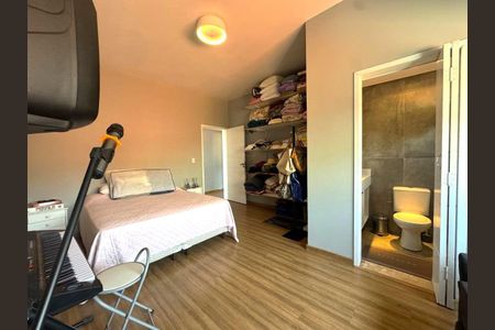 30_photo/94cfaabf6d.ceff8192393c33de-ATLAS-2287a9b1-c5fd-43e8-bc0f-9255e042efad.jpg de casa à venda com 5 quartos, 450m² em Jardim da Gloria, Cotia