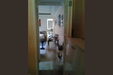 4_photo/94cfaabfa3.9612c2c0390caf5f-ATLAS-be569e6f-3b57-425e-baea-1f3f1ff7c9ba.jpg de casa à venda com 2 quartos, 199m² em Jardim da Gloria, Cotia