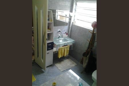 5_photo/94cfaabfa3.9612c2c0390caf5f-ATLAS-f8d84efb-385e-49ea-9a70-e585b7fb0446.jpg de casa à venda com 2 quartos, 199m² em Jardim da Gloria, Cotia