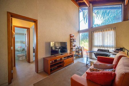 22_photo/94cfaabff7.e5b0f526cad1f31c-ATLAS-6f8ac5b4-1188-420e-be77-11de45efeded.jpg de casa de condomínio à venda com 4 quartos, 310m² em Jardim Passargada I, Cotia