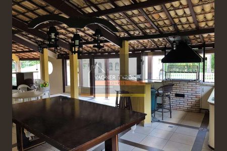 3_photo/94cfaabff9.dd63bef89a0f751f-ATLAS-091bddae-4be0-440b-b7e1-ed913ca0238d.jpg de casa de condomínio à venda com 4 quartos, 587m² em Jardim Passargada I, Cotia