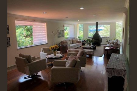 7_photo/94cfaabff9.dd63bef89a0f751f-ATLAS-2dd7c0ee-0cca-4f3f-a72a-d4c0fc7845e8.jpg de casa de condomínio à venda com 4 quartos, 587m² em Jardim Passargada I, Cotia