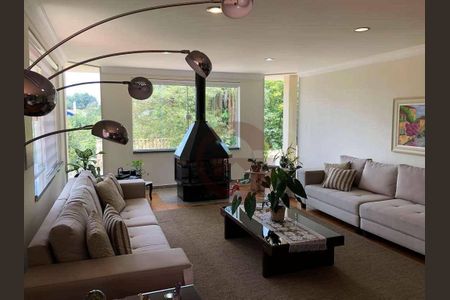 9_photo/94cfaabff9.dd63bef89a0f751f-ATLAS-84d4497d-c10e-471a-8e8e-859e92797246.jpg de casa de condomínio à venda com 4 quartos, 587m² em Jardim Passargada I, Cotia