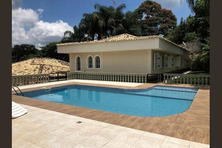 2_photo/94cfaabff9.dd63bef89a0f751f-ATLAS-aed9526e-9812-4231-9abd-c783ca7d96ba.jpg de casa de condomínio à venda com 4 quartos, 587m² em Jardim Passargada I, Cotia