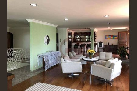 6_photo/94cfaabff9.dd63bef89a0f751f-ATLAS-fa893e25-3652-4e51-9b33-6a07f719fd38.jpg de casa de condomínio à venda com 4 quartos, 587m² em Jardim Passargada I, Cotia