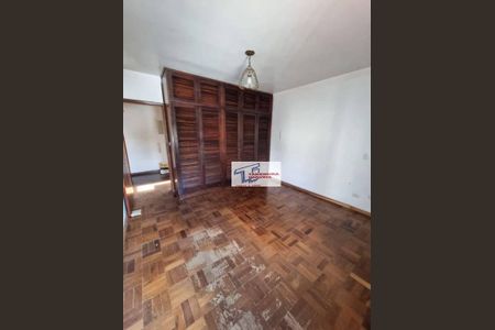 8_photo/94cfaac0a1.007d8801227075bf-ATLAS-9d4d3177-2492-40a6-bde7-e2aac5472d07.jpg de casa à venda com 3 quartos, 268m² em Jardim da Gloria, Cotia