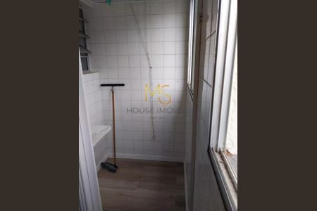 4_photo/94cfaac129.9eb5d2fc35c3b0f7-ATLAS-751c158b-d6d0-4c42-b252-993437fe4455.jpg de apartamento à venda com 2 quartos, 51m² em Cemucam, Cotia