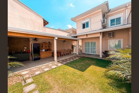 7_photo/94cfaac611.b64b3b150cb81c45-ATLAS-43277bee-1e19-449e-978e-dd9d873b09b2.jpg de casa de condomínio à venda com 3 quartos, 245m² em Jardim Barbacena, Cotia