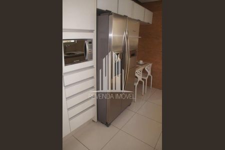 26_photo/94cfaac611.f742e0a825442cf0-ATLAS-c04ccec9-240b-4f60-a24e-364799d0e84e.jpg de casa à venda com 2 quartos, 208m² em Jardim Barbacena, Cotia