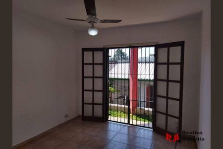 7_photo/94cfaac647.f9d07b2523999e7d-ATLAS-1c3a085f-47ee-419d-aa14-11ca743d5e8e.jpg de casa à venda com 3 quartos, 128m² em Jardim Barbacena, Cotia