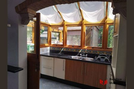 11_photo/94cfaac647.f9d07b2523999e7d-ATLAS-7105b25f-30e4-4e92-bb2b-f73f462f34ac.jpg de casa à venda com 3 quartos, 128m² em Jardim Barbacena, Cotia