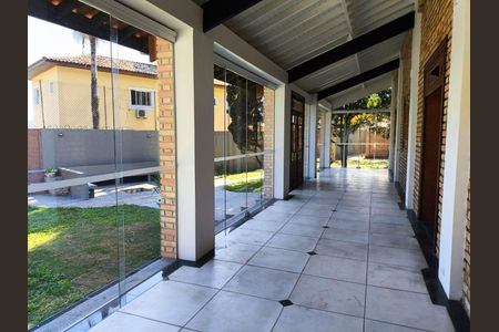 13_photo/94cfaac77b.5b63f18bcccc212e-ATLAS-ffe33f05-1fd4-40aa-907a-d1c5d1459534.jpg de casa à venda com 3 quartos, 625m² em Jardim da Gloria, Cotia