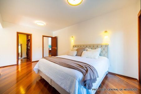 53_photo/94cfaac7db.e3da74daae84817a-ATLAS-f3496bca-777c-4c14-804e-908cf6f6ea7b.jpg de casa à venda com 5 quartos, 677m² em Horizontal Park, Cotia