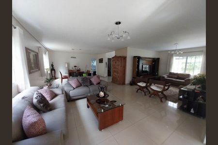 9_photo/94cfaac819.fb2e7a60a8bfd920-ATLAS-d9249734-3b83-4362-ad0e-1ec210f7cd9d.jpg de casa de condomínio à venda com 4 quartos, 294m² em Jardim Barbacena, Cotia