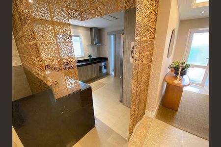 8_photo/94cfaac853.3fb6a6d23b4be51c-ATLAS-1f2642a4-6126-40ce-919e-ea2ffbce6ecd.jpg de casa de condomínio à venda com 6 quartos, 215m² em Jardim Barbacena, Cotia