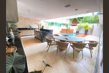 19_photo/94cfaac853.3fb6a6d23b4be51c-ATLAS-ae6c43ed-5ad5-493c-8d4f-1c7b7781ef4f.jpg de casa de condomínio à venda com 6 quartos, 215m² em Jardim Barbacena, Cotia