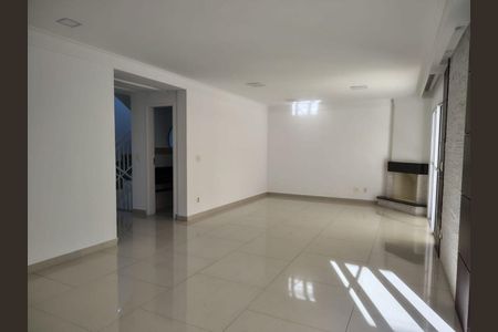 11_photo/94cfaac853.3fb6a6d23b4be51c-ATLAS-e5789e6f-8128-4991-a5c3-4e5a41a63a4f.jpg de casa de condomínio à venda com 6 quartos, 215m² em Jardim Barbacena, Cotia