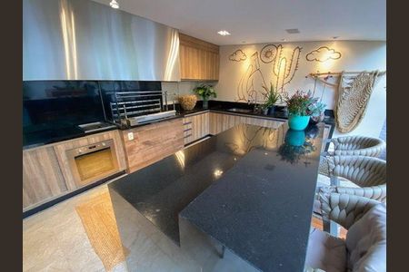 20_photo/94cfaac853.3fb6a6d23b4be51c-ATLAS-e7166359-0f53-46ce-97e4-2d7ab6d4f6b6.jpg de casa de condomínio à venda com 6 quartos, 215m² em Jardim Barbacena, Cotia