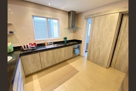 21_photo/94cfaac853.3fb6a6d23b4be51c-ATLAS-fac310d2-8577-4fac-87d2-0e3e1a0a28f6.jpg de casa de condomínio à venda com 6 quartos, 215m² em Jardim Barbacena, Cotia