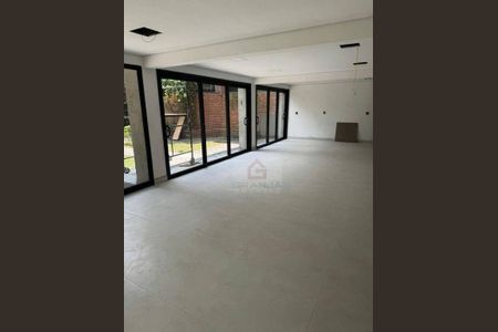 2_photo/94cfaac857.a0a489f6e4a46d27-ATLAS-872bbea9-1dd6-4bbe-b434-4e10f790dbec.jpg de casa à venda com 3 quartos, 473m² em Jardim Barbacena, Cotia