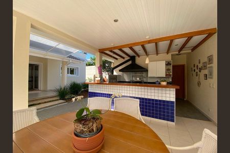 8_photo/94cfaac863.0473144d3f262afb-ATLAS-b223af2e-de23-4bc0-a576-6bb4564f672d.jpg de casa de condomínio à venda com 4 quartos, 703m² em Jardim Barbacena, Cotia