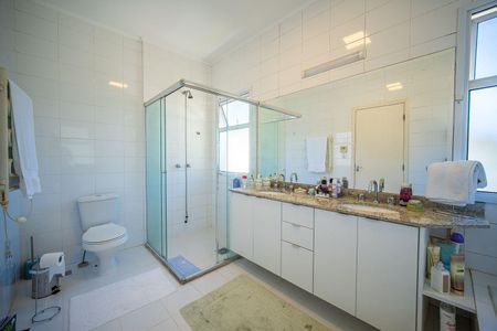 17_photo/94cfaac9c9.fb2e7a60a8bfd920-ATLAS-742c848c-a3d5-4201-a85d-ce3a7f665e27.jpg de casa de condomínio à venda com 4 quartos, 408m² em Jardim Barbacena, Cotia