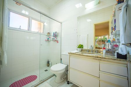 49_photo/94cfaac9c9.fb2e7a60a8bfd920-ATLAS-883e39e2-f68d-4e0c-90a5-a6a93b698c95.jpg de casa de condomínio à venda com 4 quartos, 408m² em Jardim Barbacena, Cotia