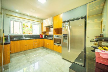 27_photo/94cfaac9c9.fb2e7a60a8bfd920-ATLAS-b7f1feb1-55d4-4083-977d-4635151dfb91.jpg de casa de condomínio à venda com 4 quartos, 408m² em Jardim Barbacena, Cotia