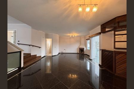 9_photo/94cfaac9f3.08f922be3a726ba4-ATLAS-01cee984-b4ab-4feb-a5a6-b31ced9f2a7c.jpg de casa à venda com 3 quartos, 214m² em Horizontal Park, Cotia